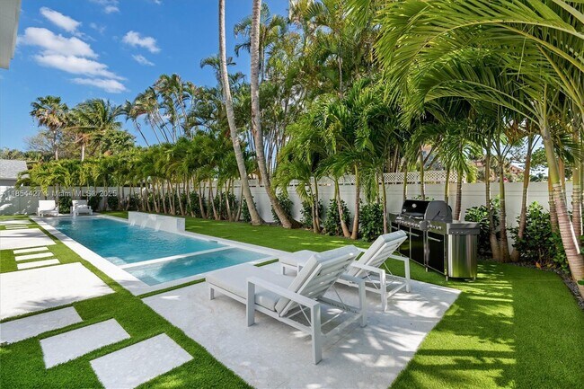 2628 Marcinski Rd in Jupiter, FL - Building Photo - Building Photo
