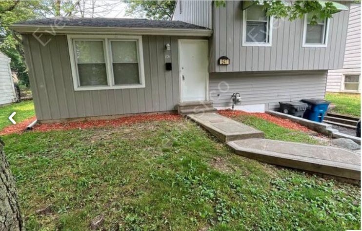 547 Richards Rd in Toledo, OH - Foto de edificio