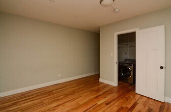 2907 N Mildred Ave in Chicago, IL - Building Photo - Building Photo