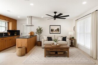 103 N Summit St in Red Oak, TX - Building Photo - Building Photo