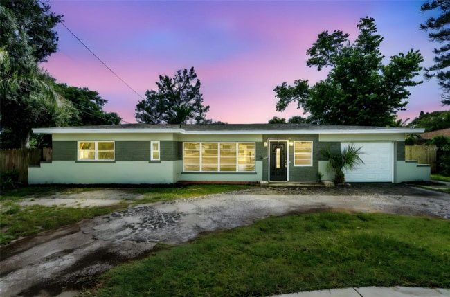 5916 Gulfport Blvd S