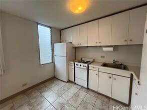 1545 Liona St in Honolulu, HI - Building Photo - Building Photo