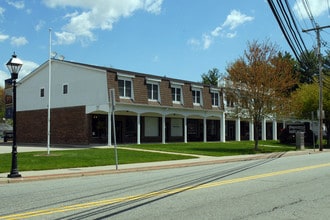 Pequannock Mini Mall Apartments in Pequannock, NJ - Building Photo - Building Photo