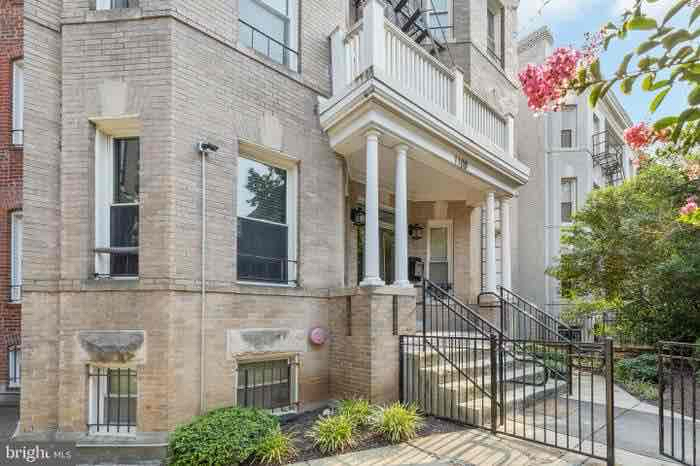 1108 Columbia Rd NW in Washington, DC - Building Photo