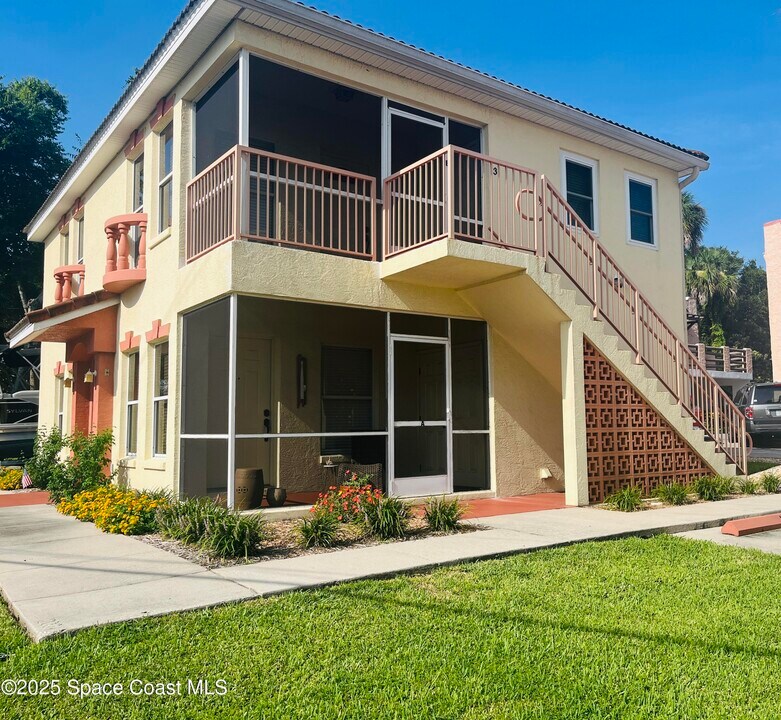 3A Florida Ave in Cocoa, FL - Foto de edificio