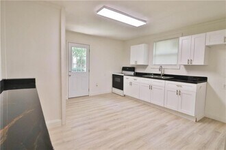 61325 Holly Dr, Unit B in Pearl River, LA - Building Photo - Building Photo