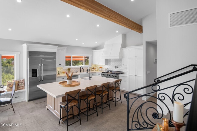 28329 Foothill Dr in Agoura Hills, CA - Building Photo - Building Photo