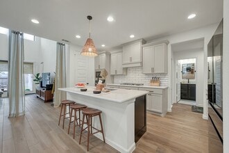 647 Sand Branch Dr in Conroe, TX - Building Photo - Building Photo