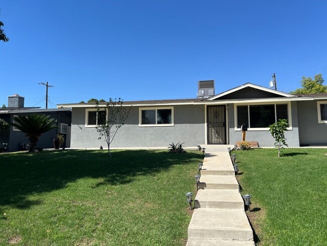 property at 1008 Radcliffe Ave