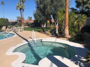 45810 Ocotillo Dr in Palm Desert, CA - Building Photo - Building Photo