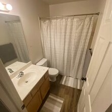 5572 4075 W St in Roy, UT - Foto de edificio - Building Photo