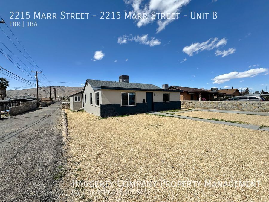 2215 Marr St in El Paso, TX - Building Photo