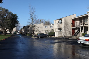 Parkwood Apartments