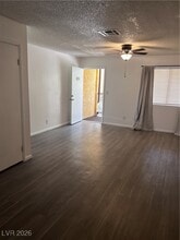 1303 Darlene Way in Boulder City, NV - Foto de edificio - Building Photo