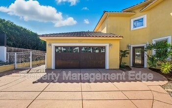 1107 Las Flores Dr in Carlsbad, CA - Building Photo - Building Photo