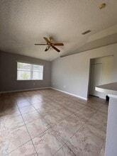 2405 Lincolnshire Ct in Kissimmee, FL - Building Photo - Building Photo