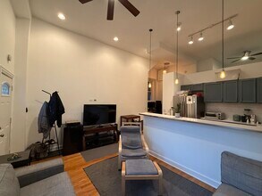 1732 W 17th St in Chicago, IL - Building Photo - Building Photo