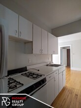 955 W Cornelia Ave, Unit 1D in Chicago, IL - Building Photo - Building Photo