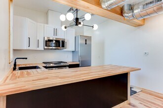 3907 Xerxes Ave S in Minneapolis, MN - Building Photo - Building Photo