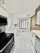 1062 Havendale Blvd in Burlington, ON - Building Photo - Building Photo