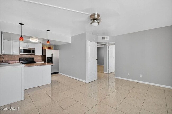 21622 N 23rd Ave in Phoenix, AZ - Building Photo - Building Photo