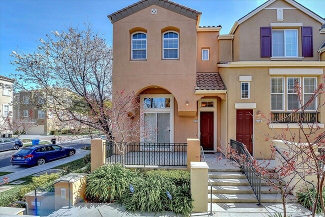 property at 4452 Laird Cir
