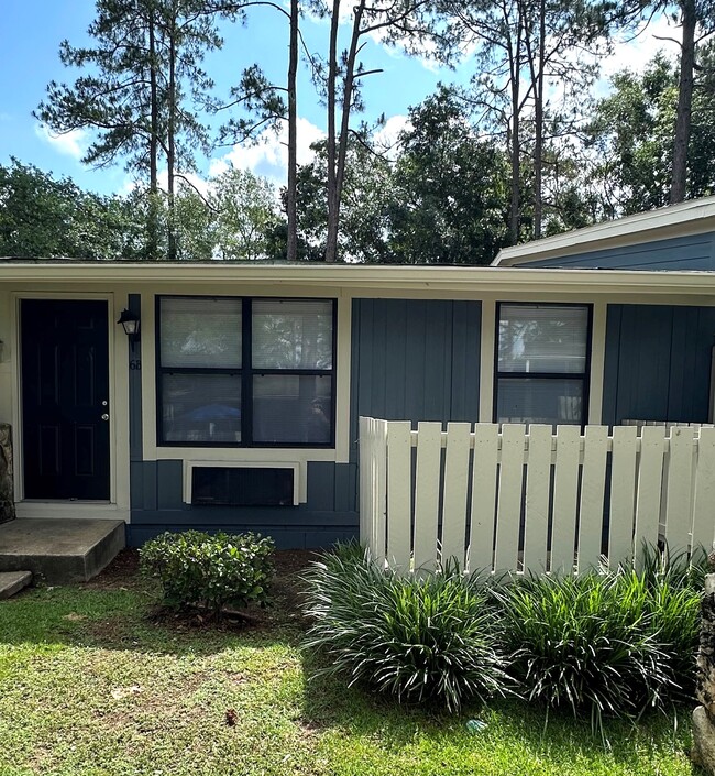 Shadow Ridge in Tallahassee, FL - Foto de edificio - Building Photo