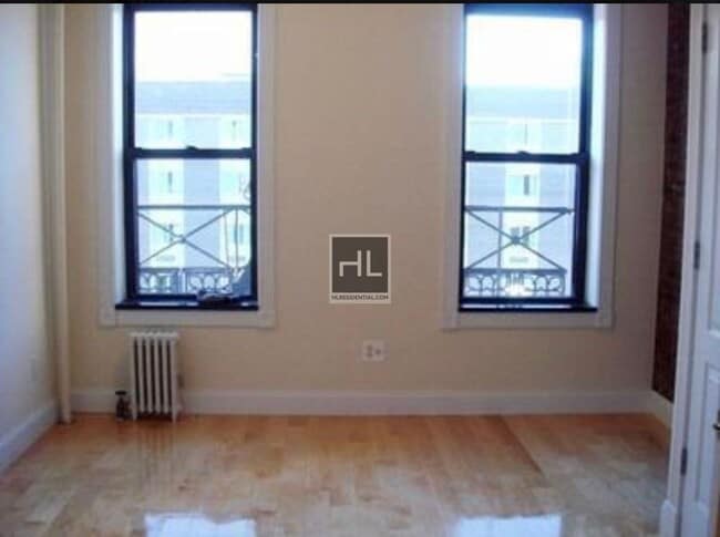 West 53rd Street in New York, NY - Building Photo - Building Photo