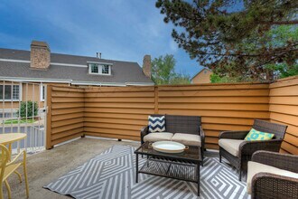 830 E Pond View Way in Millcreek, UT - Building Photo - Building Photo