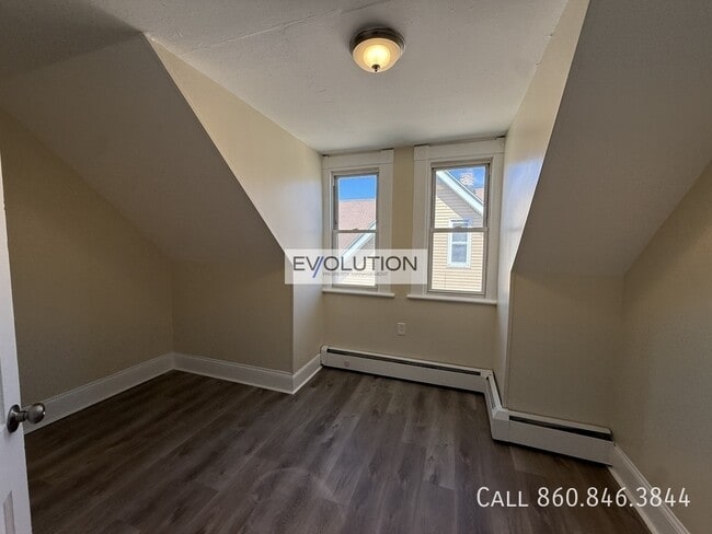 228 Franklin Ave in Hartford, CT - Building Photo - Building Photo