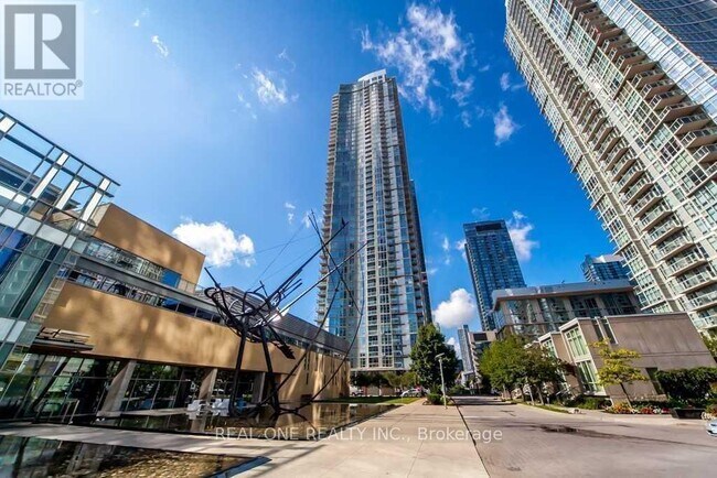 35-3135 Mariner Terrace in Toronto, ON - Building Photo - Building Photo
