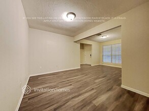 2239 Middle Creek Dr in Houston, TX - Building Photo - Building Photo