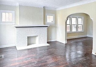 3743 W Grand St in Detroit, MI - Building Photo - Building Photo