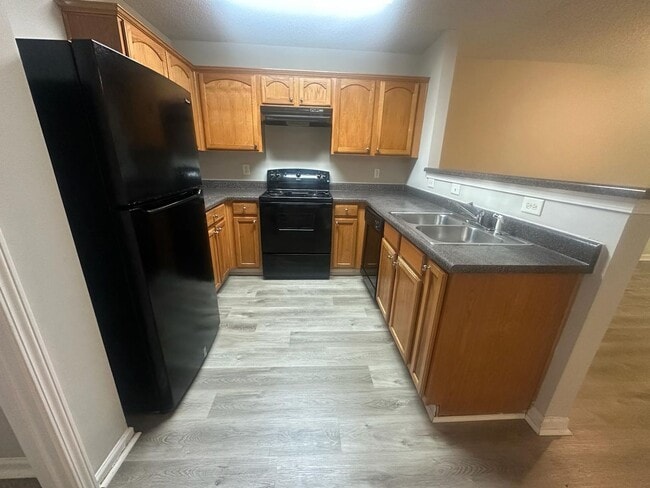 1435 Maple Valley Ct in Union City, GA - Building Photo - Building Photo