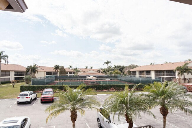 602 Pinecrest Cir in Jupiter, FL - Building Photo - Building Photo