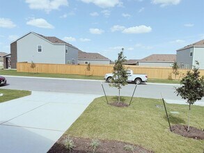 212 The Good Wy in Jarrell, TX - Building Photo - Building Photo