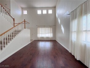 5960 Spring Ranch Pkwy in Las Vegas, NV - Building Photo - Building Photo