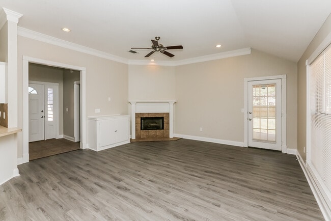 204 Chinkapin Ct in Pearl, MS - Building Photo - Building Photo