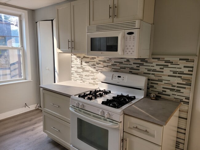5148 Butler St, Unit 2 in Pittsburgh, PA - Building Photo - Building Photo
