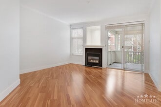 15350-1516A 16A Ave in Surrey, BC - Building Photo - Building Photo