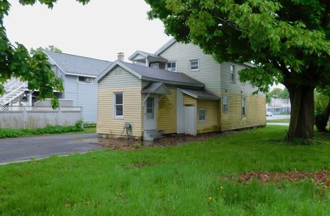 416 Black River Blvd N-Unit -1 in Rome, NY - Building Photo - Building Photo