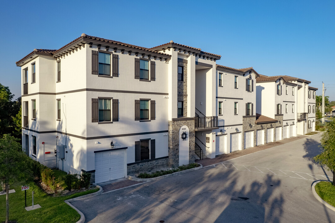 Gulfstream Workforce Housing in Lake Worth, FL - Foto de edificio