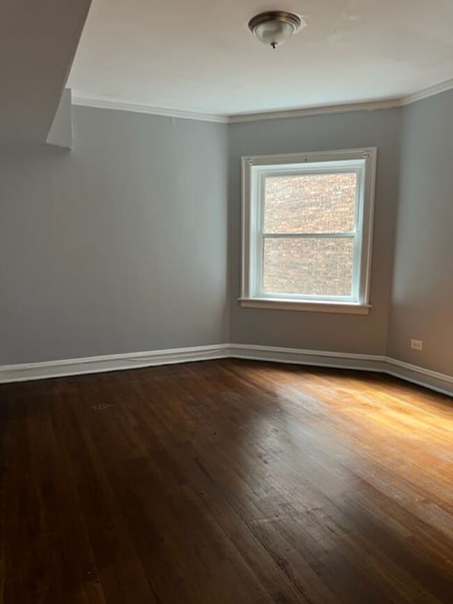 property at 8038 S Maryland Ave