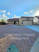 7423 W Sierra Vista Dr in Glendale, AZ - Building Photo - Building Photo