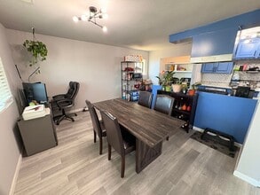 1068 Milpas St in Hanford, CA - Building Photo - Building Photo