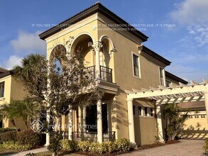 6270 Parmeron Ln in Sarasota, FL - Building Photo - Building Photo
