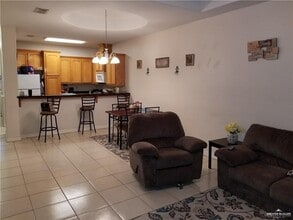 3036 Scottland Dr in Edinburg, TX - Building Photo - Building Photo