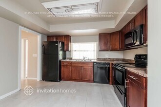 10930 NW 41st Dr in Coral Springs, FL - Building Photo - Building Photo