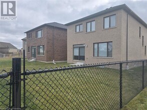 88 Blacklock St in Cambridge, ON - Building Photo - Building Photo