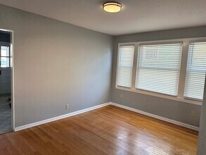 70 Livingston Ave, Unit 70 Livingston in Pittsfield, MA - Foto de edificio - Building Photo